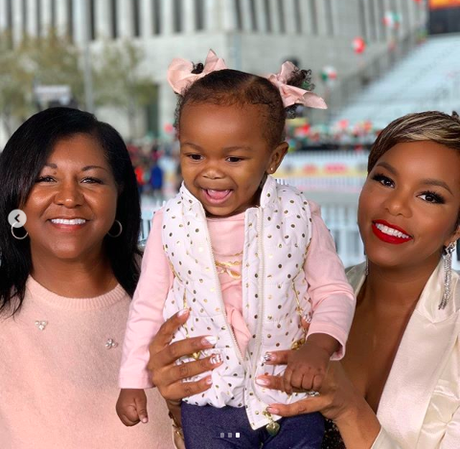 LeToya Luckett Releases Christmas Song