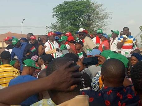 PhotoNews:105 SDP Members Join PDP In Osun PhotoNews:105 SDP Members Join PDP In Osun