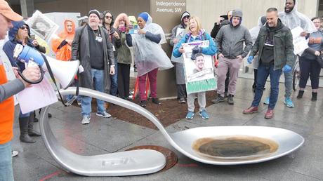 Artist/Activist Domenic Esposito Selected To Display One Of His Signature 800 lb Opioid Spoon Sculptures At ArtPalmBeach 2020