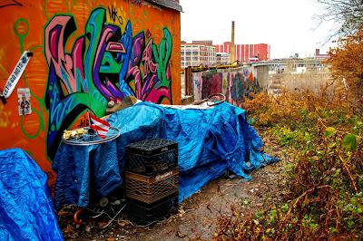 Friday Fotos: Squatter's Rights [The Hallucinated City]