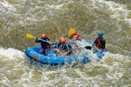 For Seniors: Safety Suggestions for White Water Rafting