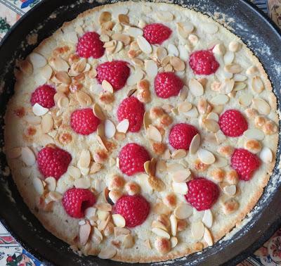White Chocolate, Raspberry and Almond Pan Cookie