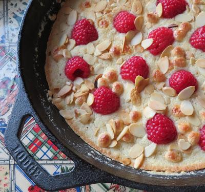 White Chocolate, Raspberry and Almond Pan Cookie