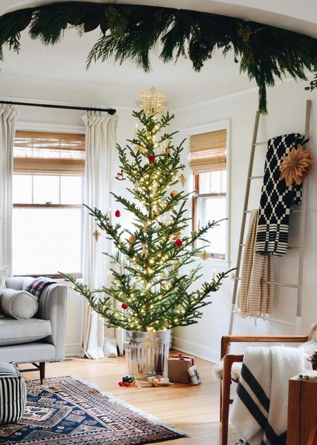 3 Ways to Use Galvanized Metal in Holiday Decor