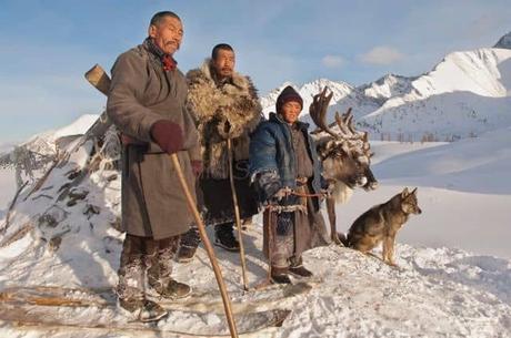 A Photographer took some seriously Amazing Photos of a lost Mongolian Tribe