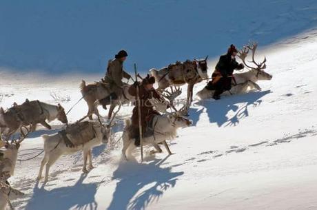 A Photographer took some seriously Amazing Photos of a lost Mongolian Tribe