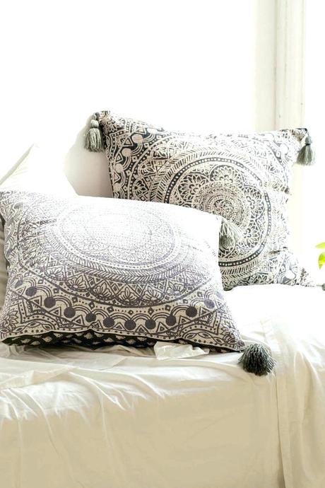 huge bed pillows large white decorative decorating stunning oversized sofa throw pier