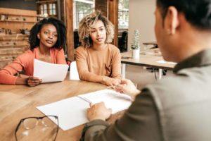 A Day in the Life of an Investment Banker - Know the Pros & Cons