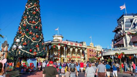 The Pros and Cons of Visiting Disney World at Christmas
