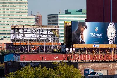 Friday Fotos: Signs of the Hallucinated City 2