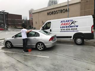 WHAT TO DO IF CAR KEY IS STUCK IN IGNITION