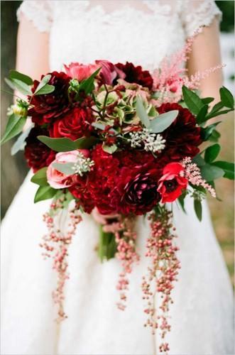 the meaning behind colors in your wedding bouquet 