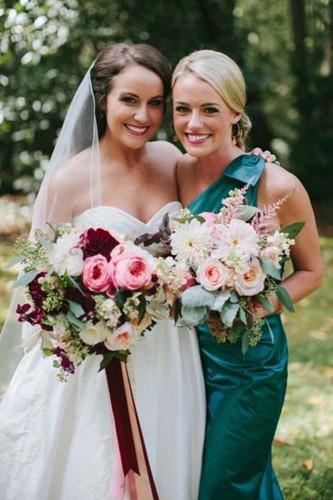 the meaning behind colors in your wedding bouquet 