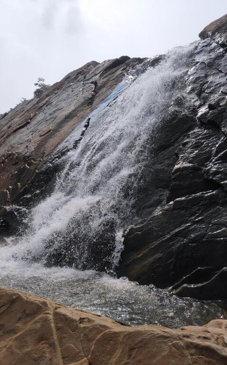 Dharagiri Falls Ghatshila, Jharkhand – Places to Visit, How to reach, Things to do, Photos