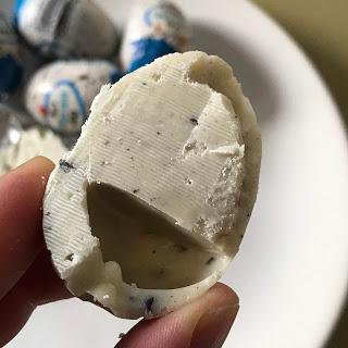 Hershey's Cookies 'N' Creme Eggs Review