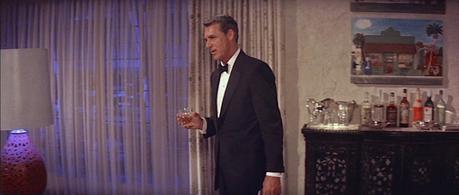 Cary Grant’s Final Screen Tuxedo in That Touch of Mink Cary Grant’s Final Screen Tuxedo in That Touch of Mink