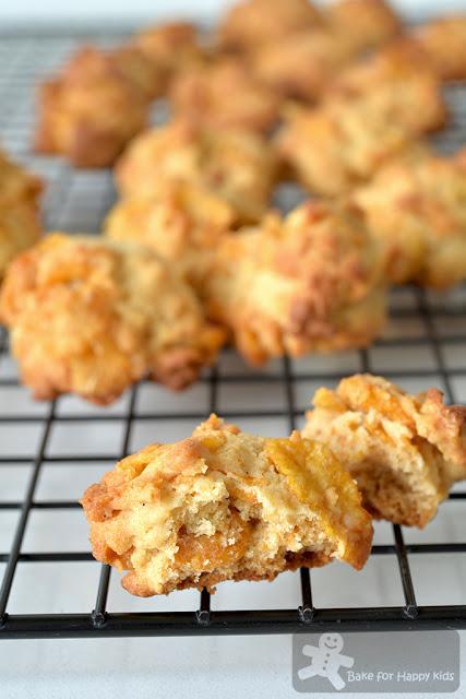 golden crunchy milky Honey Cornflakes Cookies