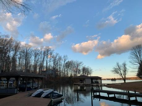 Renting an Airbnb at Lake Anna, Virginia