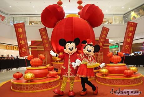 SM Supermalls meet-and-greet Mickey Mouse Dashing Mom