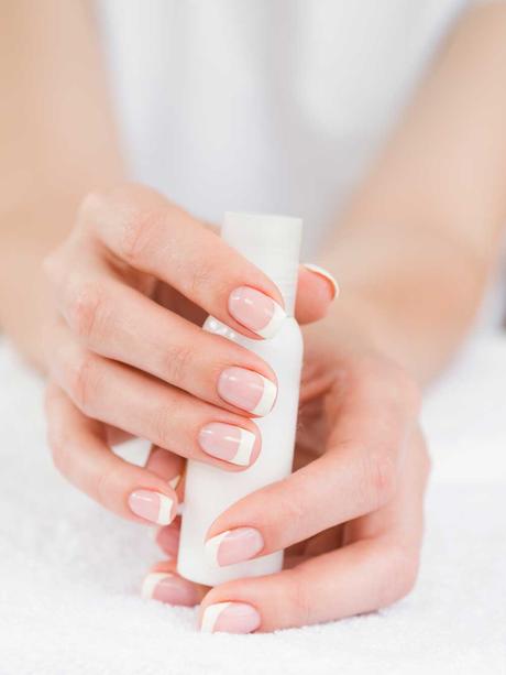 How To Remove SNS Nails: Easy And Simple Ways At Home