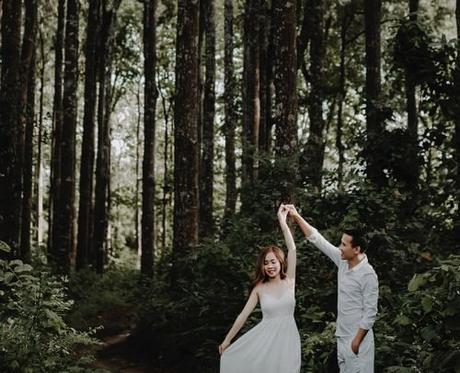 unique wedding songs couple dancing in the woods