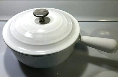 white le creuset traditional kettle 2 quart cast iron vintage hollow knob sauce pan with lid