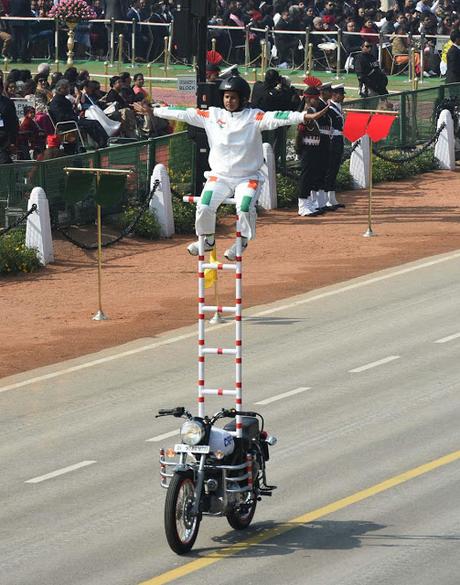 Republic Day Parade 2020 ~ motor cycle daredevilry