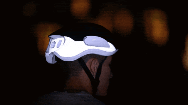 The First Fully Reflective Bike Helmet Is Gaining Ground On Indiegogo