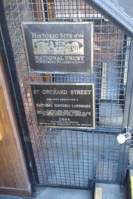 TENEMENT MUSEUM, NEW YORK CITY: The Story of Immigration to America