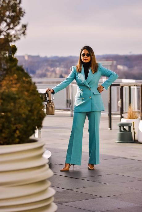 DC TO nyfw, how to get noticed o the streets of NY during fashion week, fashion week outfits, street style, fashion, outfits, looks, saumya shiohare, myriad musings