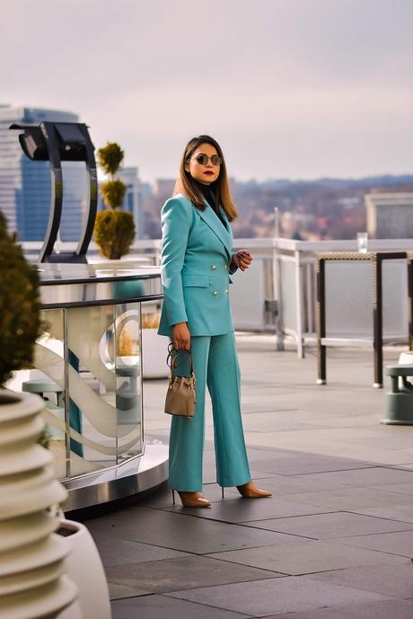 DC TO nyfw, how to get noticed o the streets of NY during fashion week, fashion week outfits, street style, fashion, outfits, looks, saumya shiohare, myriad musings