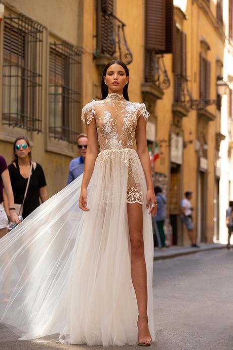 sophisticated-boho-chic-berta-wedding-gowns-muse-berta-fw-2020_19