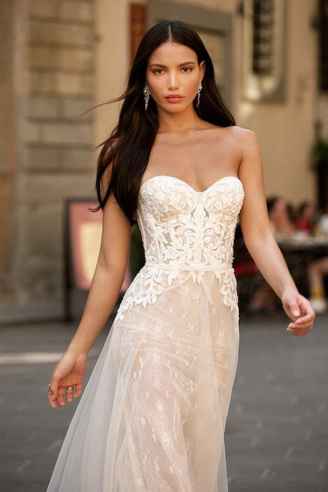 sophisticated-boho-chic-berta-wedding-gowns-muse-berta-fw-2020_09