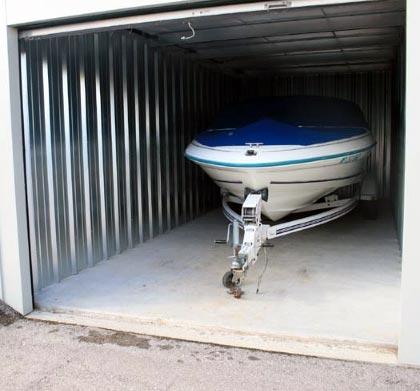 Tips for boat self-storage in Kingston