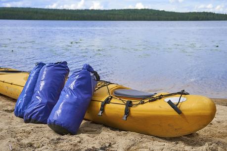 Benefits of Using a Dry Bag for Kayaking - Keeps Things Safe and Accessible