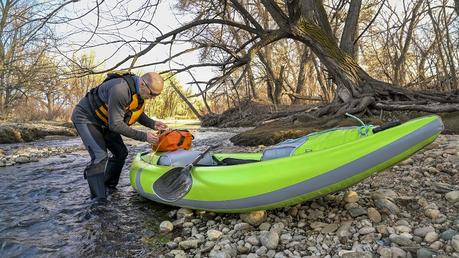 How to Choose the Best Dry Bag for Kayaking - Weight
