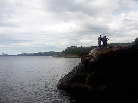 cliff jumping