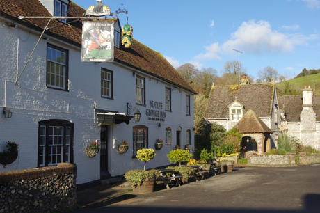 Best Pubs Along the Trail – England