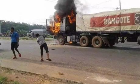 Mob Sets 2 Fully Loaded Dangote Cement Trucks Ablaze After Crushing 6 To Death In Ogun [Photos]