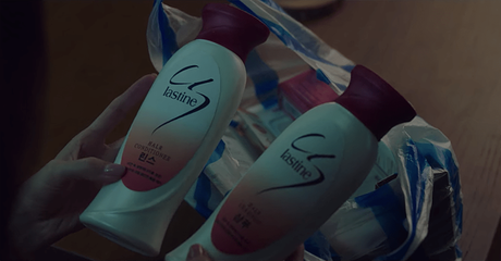 Here’s The List of All The Skincare Products Captain Ri Bought For Yoon Se-ri in Crash Landing On You