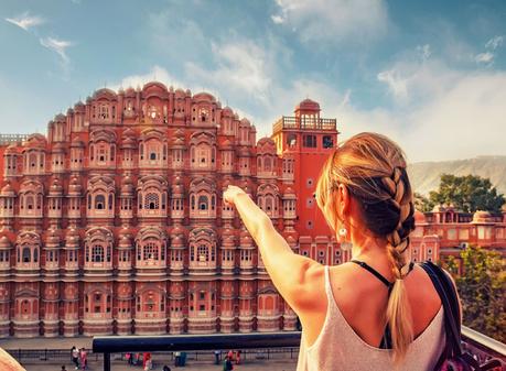 10 Reasons Why Travel Makes You a Happier Person