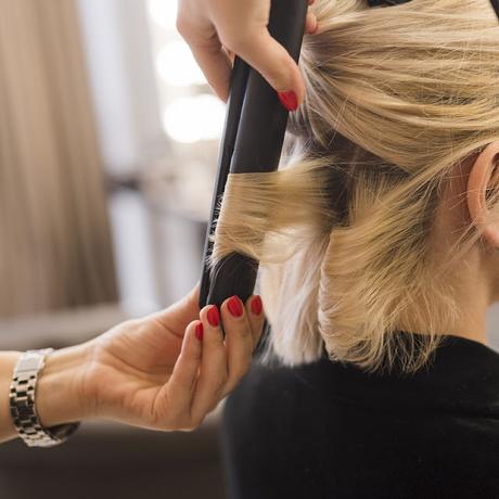 Hair Care Secrets That Can Help to Keep Your Hair Looking Full and Healthy