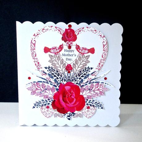 Red Heart Display Mother's Day Card