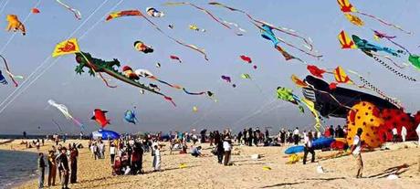 Dubai Beaches: Where You Can Surf, Swim and Soak in the Sun Dubai Beaches: Where You Can Surf, Swim and Soak in the Sun