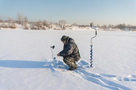 Pros and Cons of Ice Fishing Fish Finders