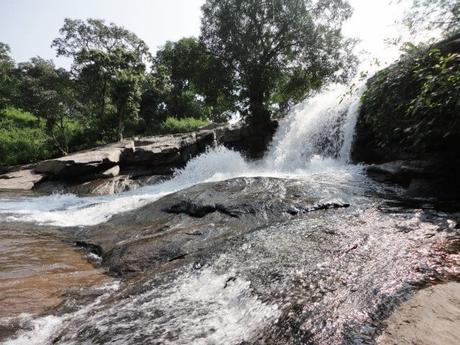 Mirchaiya Falls, Latehar – Places to Visit, How to reach, Things to do, Photos