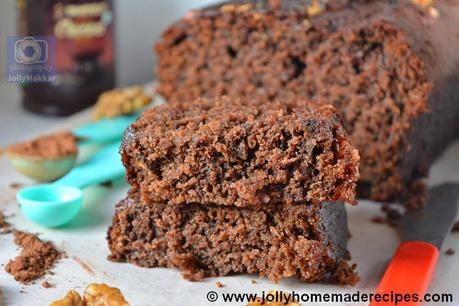 Chocolate Banana Cake with Walnuts