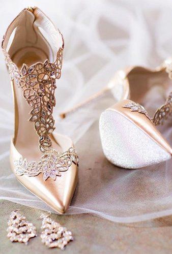 pre wedding photos gold wedding shoes theyoungrens