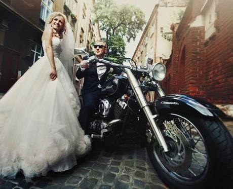 modern rock wedding songs newlyweds with bike