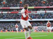 Arsenal Celebrate Beat Portsmouth Reach Quarter-finals